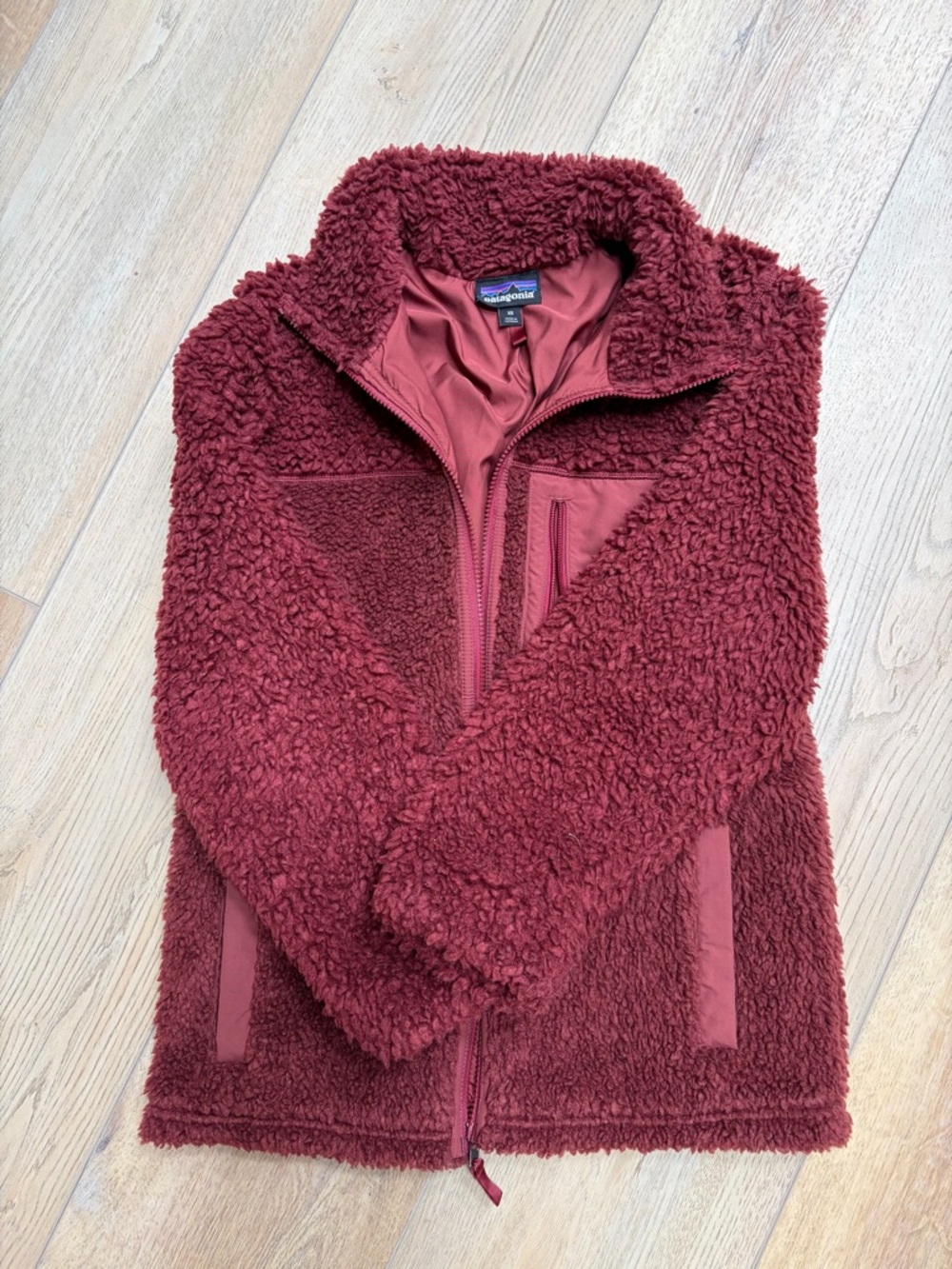 Patagonia Women's Retro X Fleece Jacket in Burgundy - Picture 2 of 4